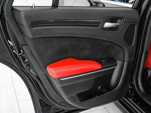 Used 2012 Chrysler 300 SRT8 w/ 19-Premium Speaker Group image 42