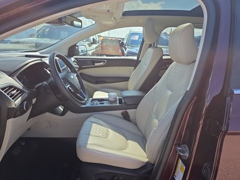 Used 2024 Ford Edge Titanium AWD/4WD image 9