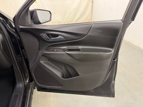 Used 2021 Chevrolet Equinox LT FWD image 8