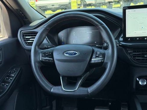 Certified 2023 Ford Escape ST-Line w/ Tech Pack #1 AWD/4WD image 8