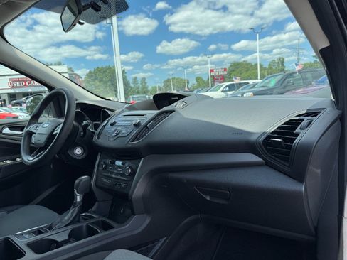 Used 2017 Ford Escape SE AWD/4WD image 20