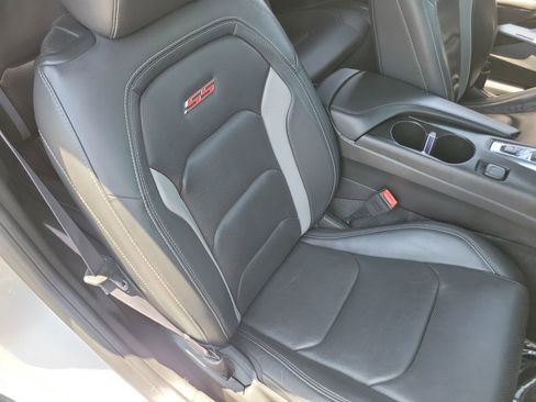 Used 2017 Chevrolet Camaro SS RWD image 21