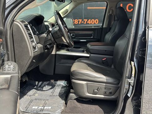 Used 2017 RAM 2500 Laramie w/ Convenience Group AWD/4WD image 20