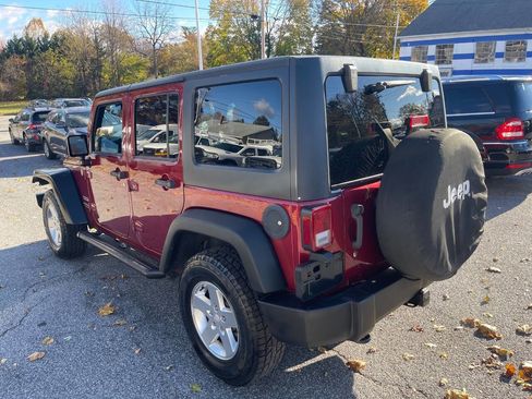 Used 2013 Jeep Wrangler Unlimited Sport image 4