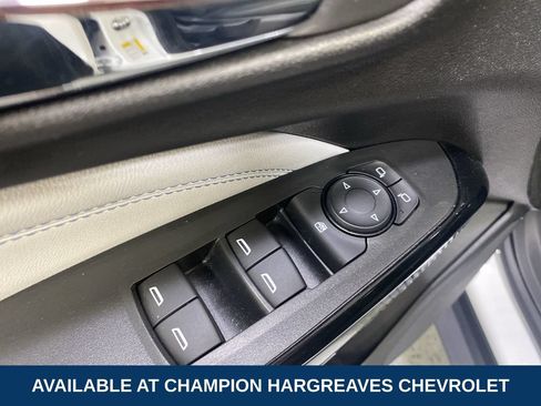 Used 2024 Chevrolet Trax LT w/ Driver Confidence Package FWD image 31