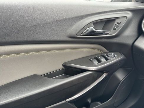 New 2025 Chevrolet Trax ACTIV image 25