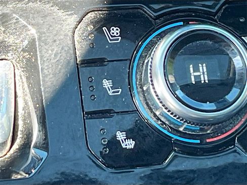 Used 2023 GMC Sierra 1500 Denali w/ Denali Reserve Package image 19