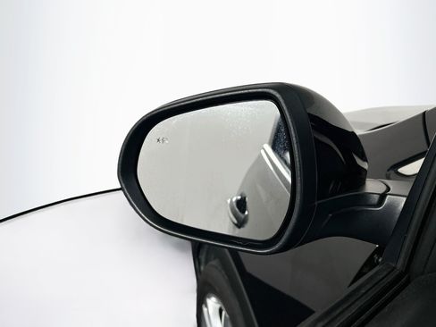 Used 2025 Buick Encore GX Preferred FWD image 16
