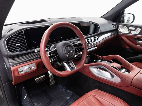 Used 2025 Mercedes-Benz GLE 63 AMG S image 9