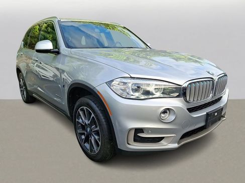 Used 2018 BMW X5 xDrive40e w/ Driving Assistance Package AWD/4WD image 3