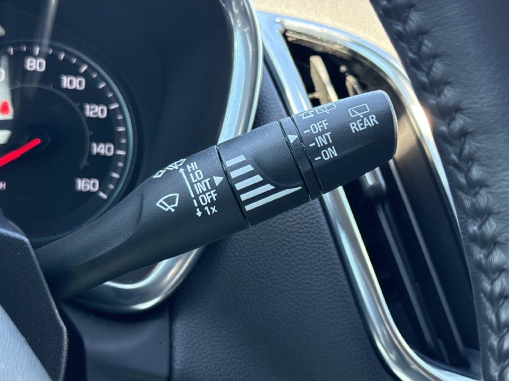 Used 2022 Chevrolet Equinox LT AWD/4WD image 12