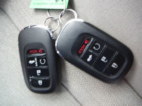 Used 2023 Honda Accord LX image 31
