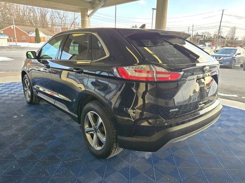 Used 2022 Ford Edge SEL w/ Convenience Package image 4