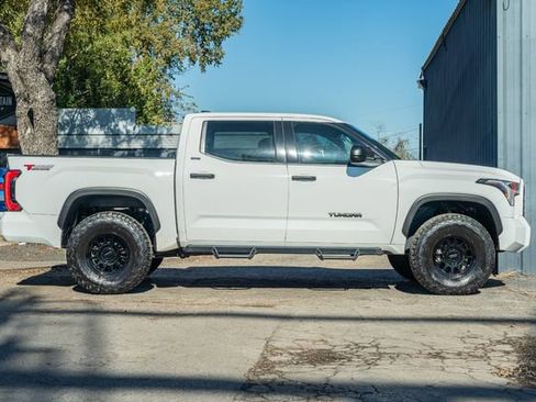 Used 2022 Toyota Tundra SR5 image 7