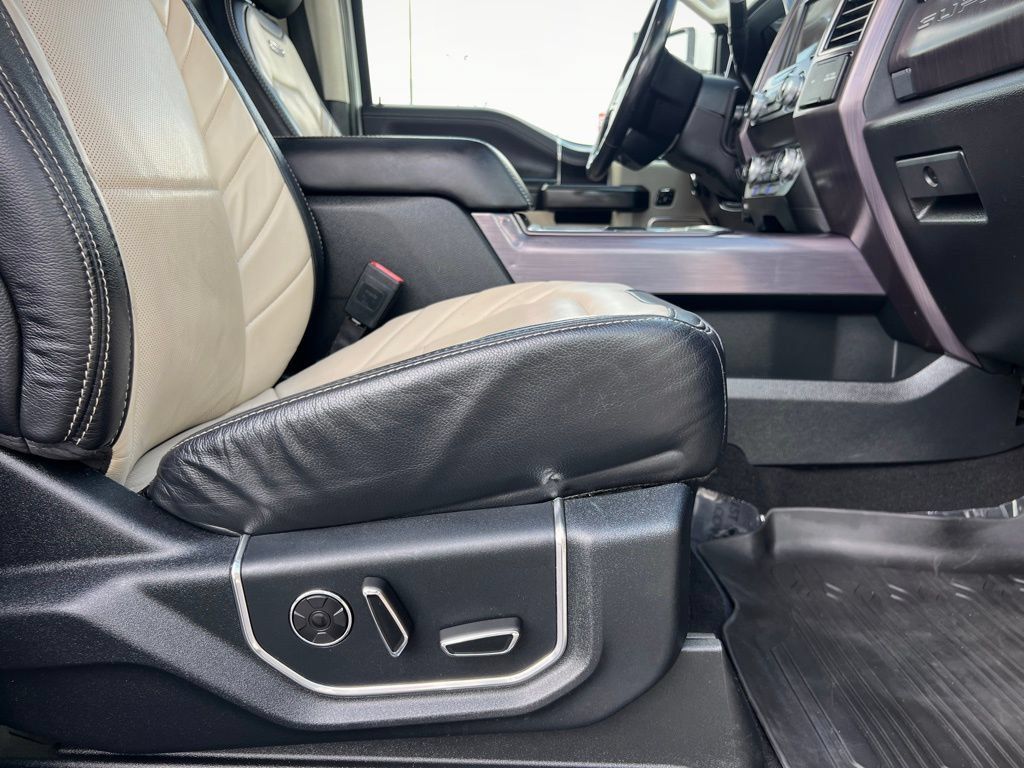 Used 2020 Ford F450 Limited AWD/4WD image 37