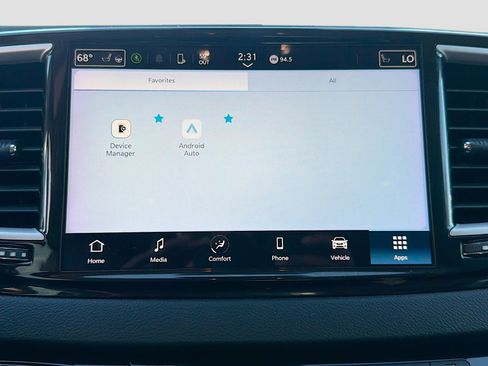 Used 2024 Chrysler Pacifica Touring-L image 30