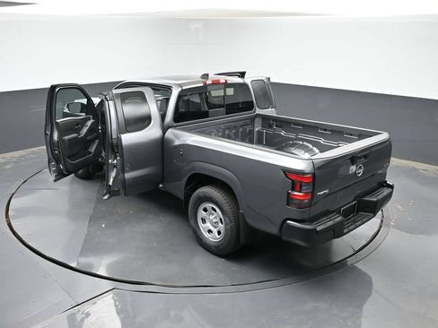 Used 2025 Nissan Frontier S AWD/4WD image 41