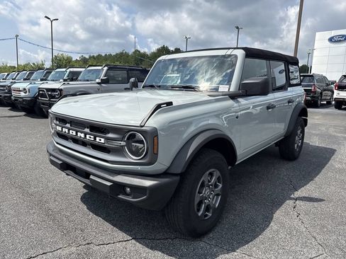 Used 2024 Ford Bronco Big Bend AWD/4WD image 3