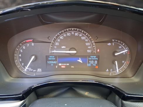 Used 2017 Cadillac XT5 Premium Luxury w/ LPO, Wheel Lock Package FWD image 17