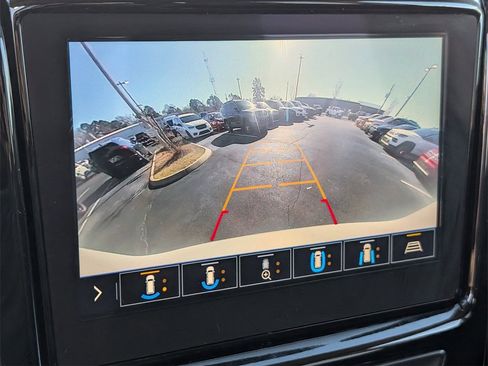 Used 2020 Chevrolet Traverse RS w/ LPO, Cargo Package image 15