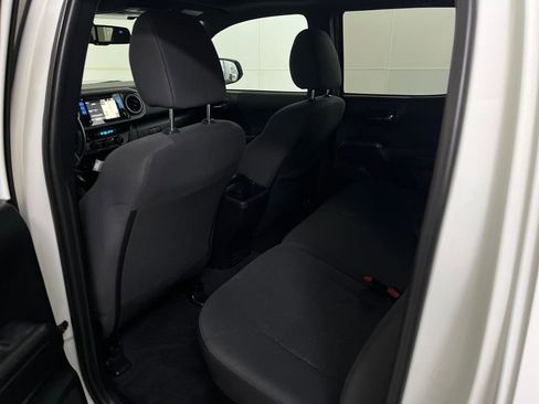 Used 2017 Toyota Tacoma TRD Sport w/ Premium & Technology Package image 24