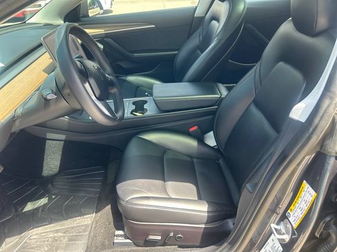 Used 2021 Tesla Model 3 Standard Range Plus RWD image 10