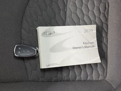 Used 2020 Chevrolet Equinox LT image 27