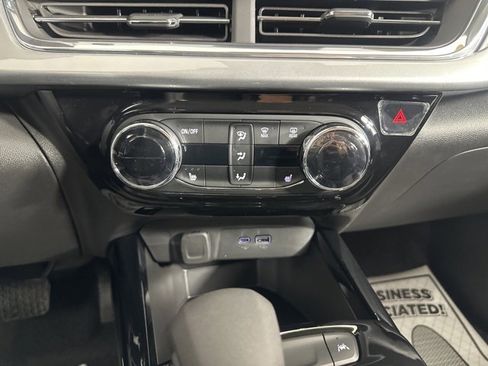 New 2026 Chevrolet Trax LT w/ Driver Confidence Package image 18