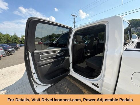 Used 2023 RAM 1500 Big Horn AWD/4WD image 57