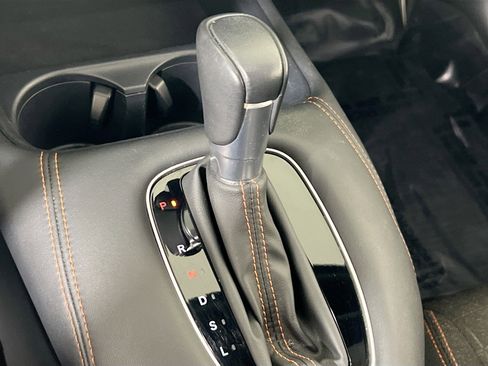 Used 2023 Honda HR-V Sport image 16