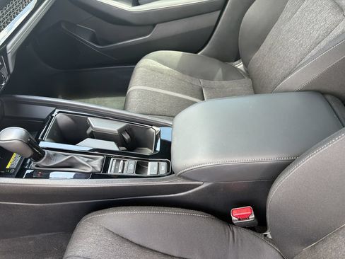 Used 2025 Honda Accord Sport image 21