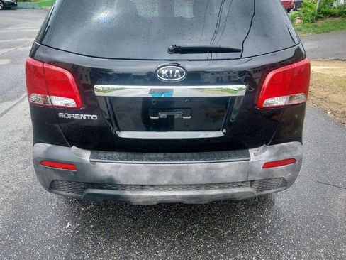 Used 2011 Kia Sorento LX AWD/4WD image 5