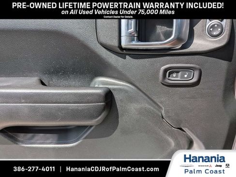 Used 2018 Jeep Wrangler Unlimited Sport S AWD/4WD image 27