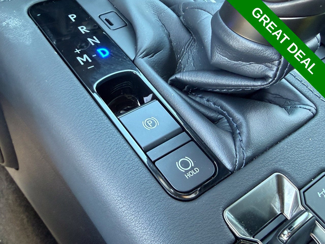 Used 2024 Lexus GX 550 AWD/4WD image 25