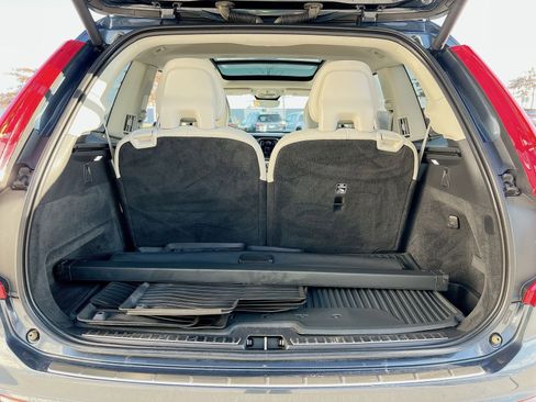 Certified 2023 Volvo XC90 B6 Plus w/ Protection Package Premier image 26