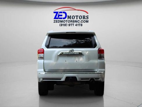 Used 2012 Toyota 4Runner Limited image 6