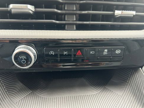 New 2026 Ford Explorer Active RWD image 33