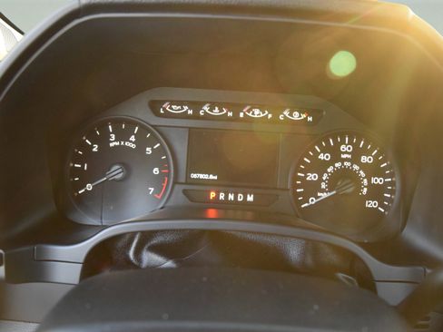 Certified 2020 Ford F150 XL w/ Equipment Group 101A Mid image 11