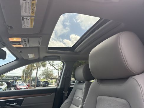 Used 2022 Honda CR-V Touring image 14