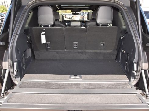 New 2025 Lincoln Navigator Reserve w/ Jet Appearance Package image 41