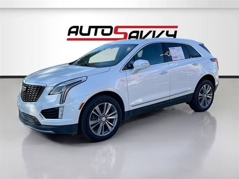 Used 2025 Cadillac XT5 Premium Luxury image 3