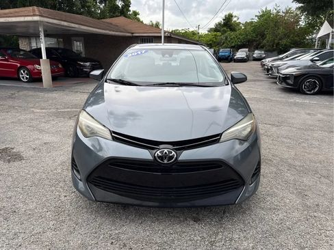 Used 2017 Toyota Corolla L FWD image 2