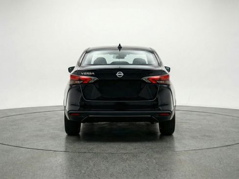 Used 2025 Nissan Versa SV image 7