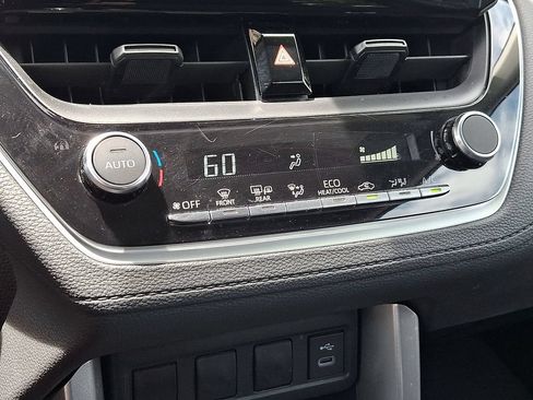Certified 2023 Toyota Corolla Cross LE AWD/4WD image 14