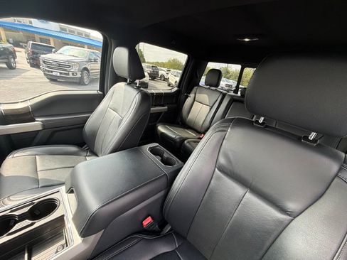 Used 2022 Ford F350 Lariat w/ Black Appearance Package AWD/4WD image 13