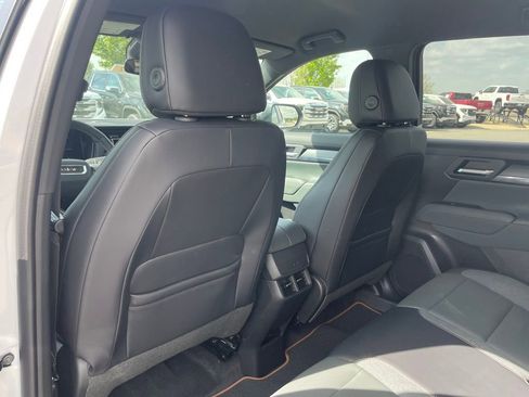 New 2026 GMC Terrain AT4 AWD/4WD image 23