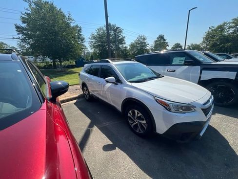 Used 2021 Subaru Outback Limited w/ Popular Package #2 AWD/4WD image 3