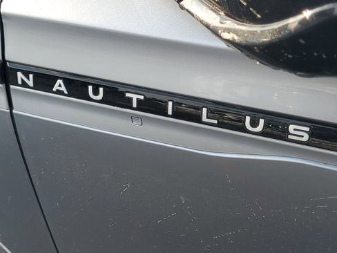 New 2026 Lincoln Nautilus Reserve image 7