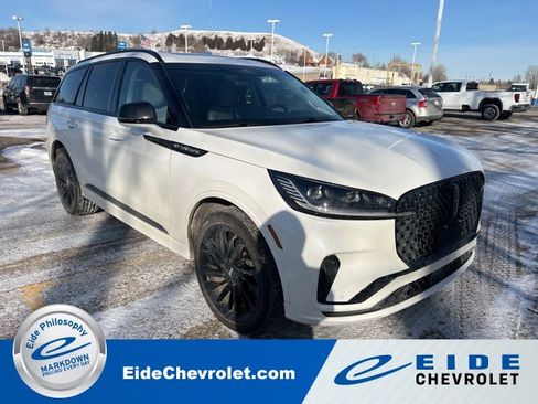 Used 2025 Lincoln Aviator Reserve w/ Equipment Group 201A image 1