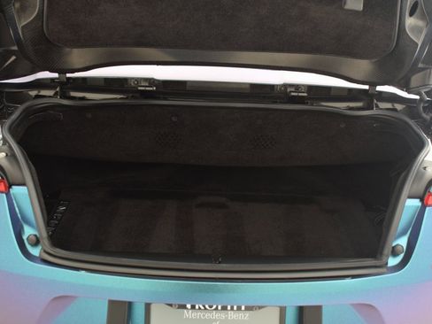 Used 2014 Aston Martin Vanquish Volante image 38